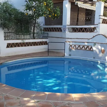 Appartamento Semi-detached Adosado Con Encanto -130 M2 - Wifi 600 Mb - Piscina Comunitaria - Patio Privado